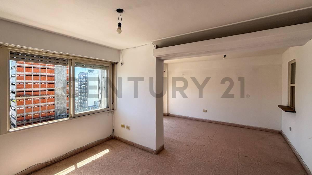 Foto de DEPARTAMENTO DE 2 DORMITORIOS EN VENTA LA PLATA CENTRO 9 e/ 47 y Diag 74, imagen 3