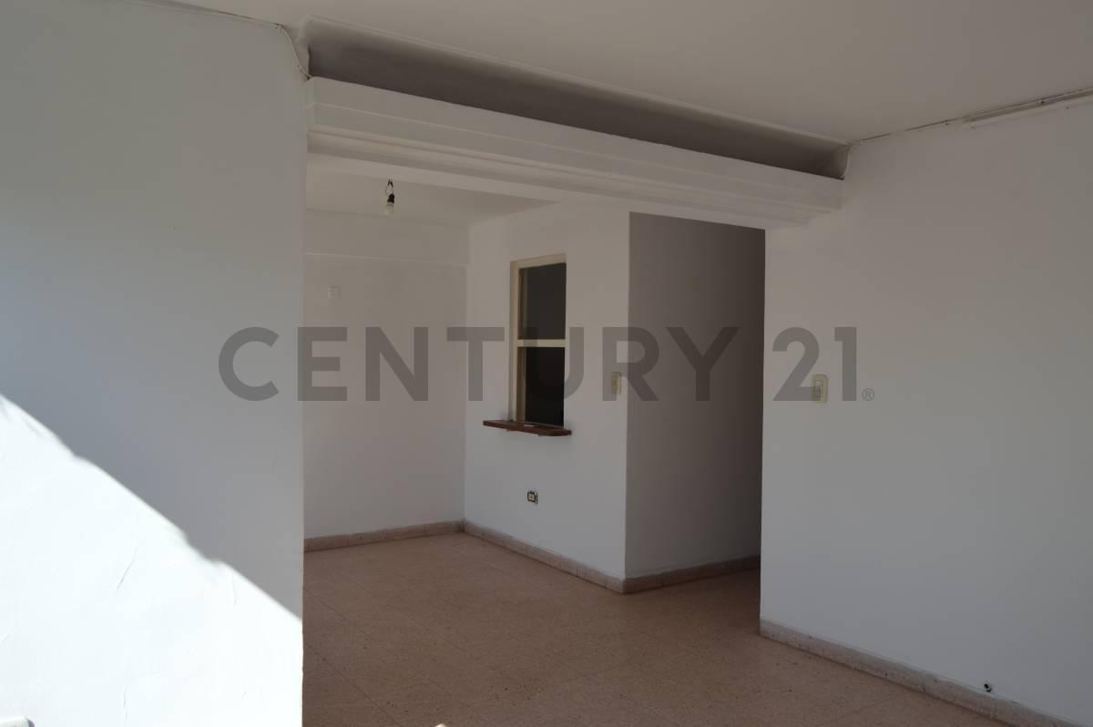 Foto de DEPARTAMENTO DE 2 DORMITORIOS EN VENTA LA PLATA CENTRO 9 e/ 47 y Diag 74, imagen 2