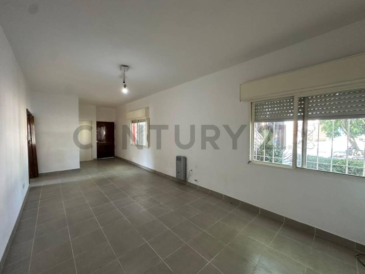 Foto de 85 Y 12 | DEPARTAMENTO DE 3 DORMITORIOS REFACCIONADO EN VENTA, imagen 1