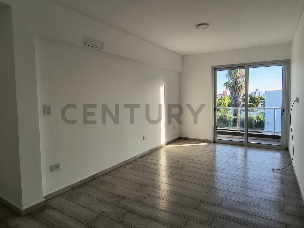 Foto de DEPARTAMENTO EN VENTA EN LA PLATA DE 1 DORMITORIO Y COCHERA A ESTRENAR, imagen 3