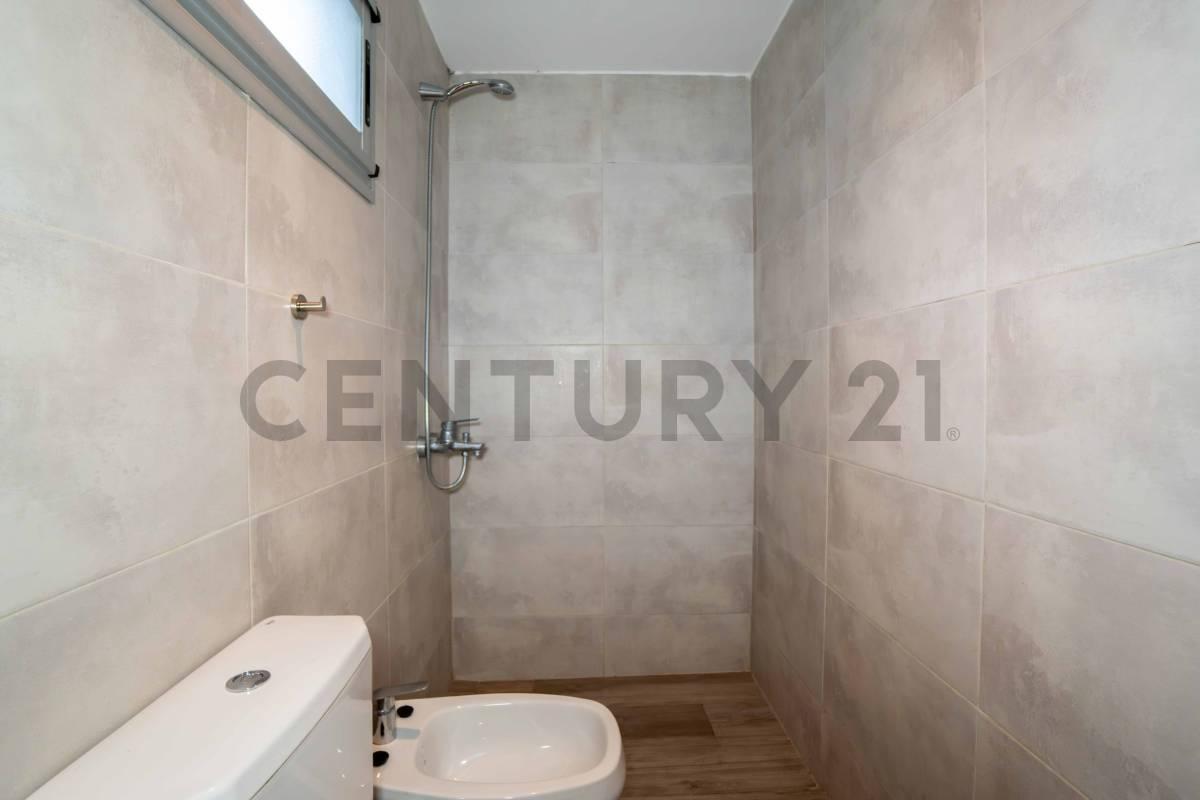 Foto de Departamento en venta en La Plata de un dormitorio frente al Parque San, imagen 3