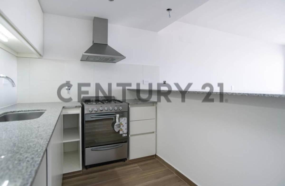 Foto de Departamento en alquiler en La Plata, imagen 4