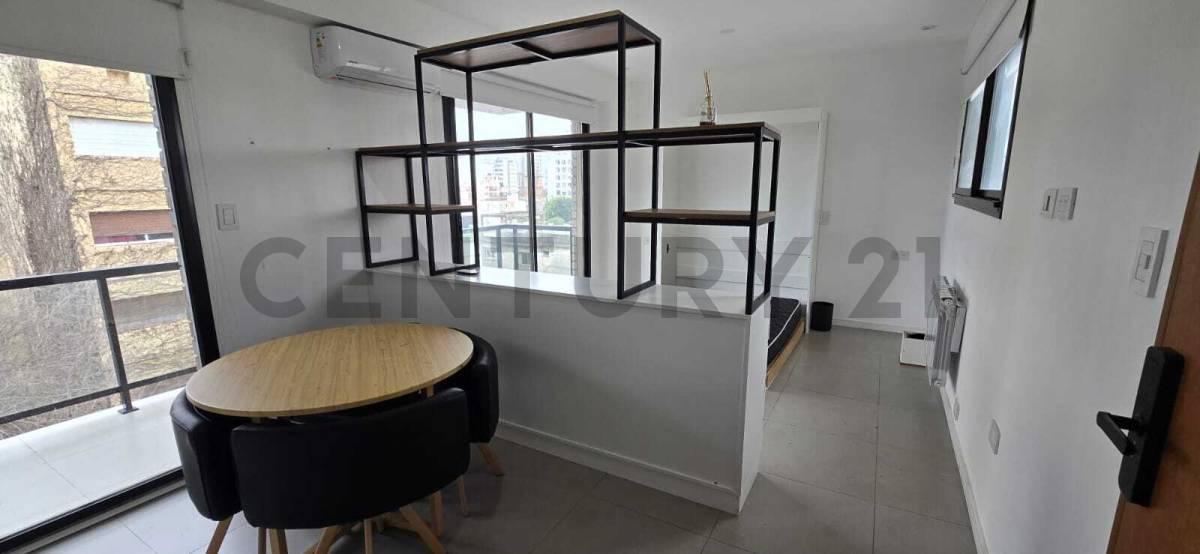 Foto de Departamento en alquiler en La Plata, imagen 2
