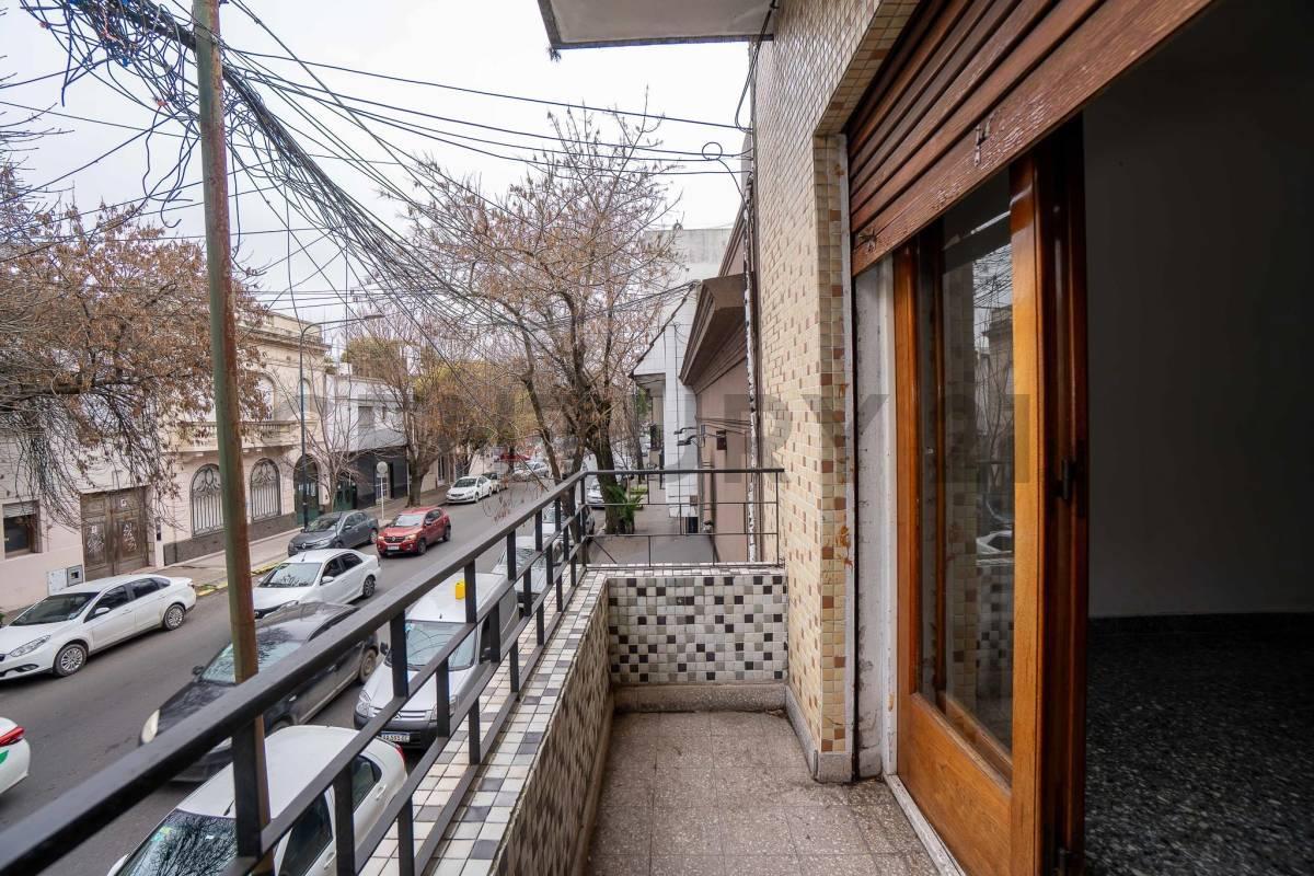 Foto de Casa con Local en Venta, La Plata, imagen 4