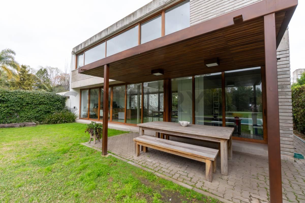 Foto de Casas en venta en Gonnet entre caminos La Plata, imagen 3