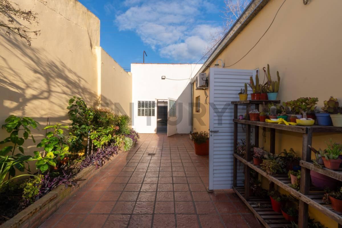 Foto de 42 entre 132 y 133 CASA 3 DORMITORIOS + DEPARTAMENTO EN VENTA LA PLATA, imagen 3