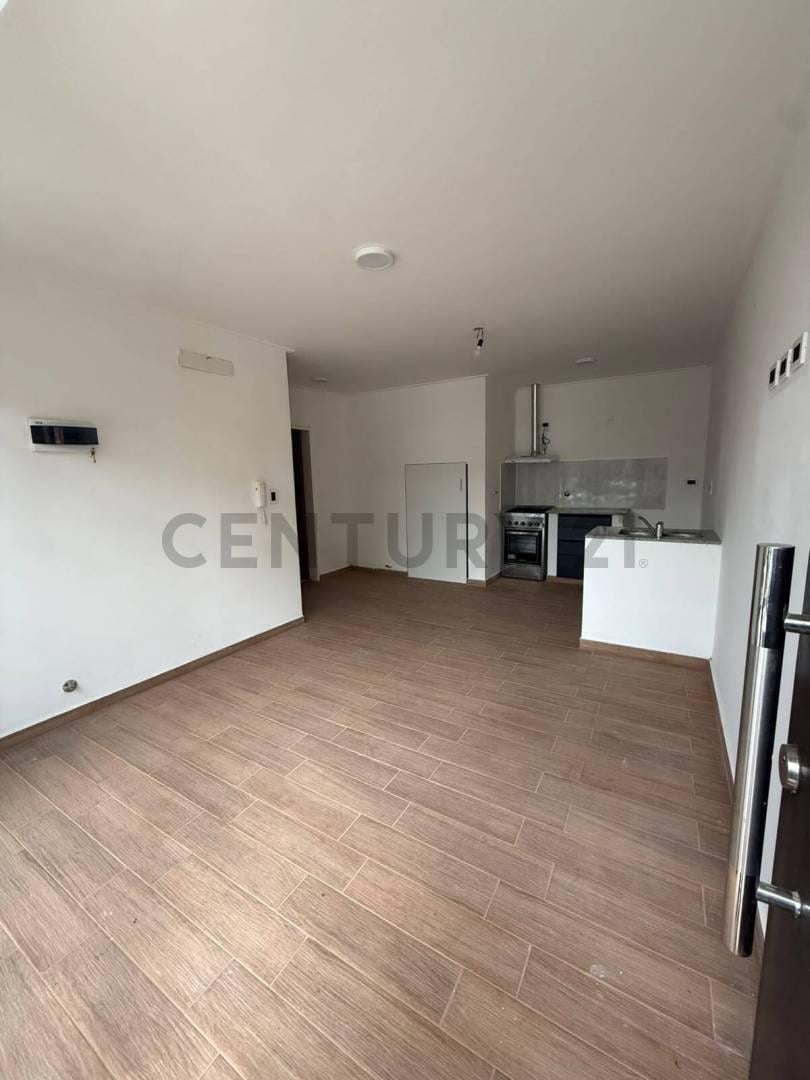 Foto de 39 entre 117 y 118 PH EN ALQUILER PLANTA BAJA AL FRENTE 1 DORMITORIO, imagen 1