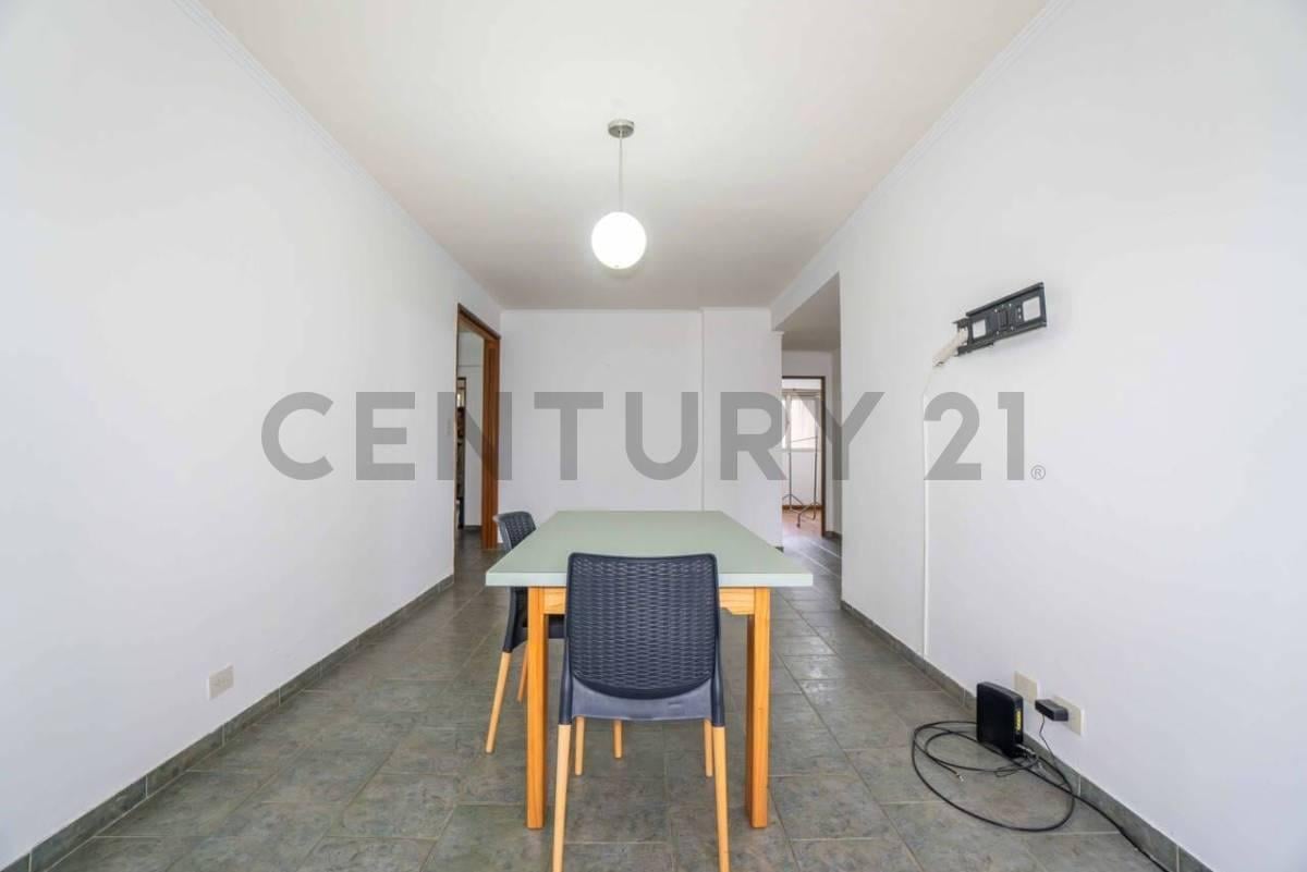 Foto de Departamento de 3 dormitorios en venta - La Plata, imagen 5