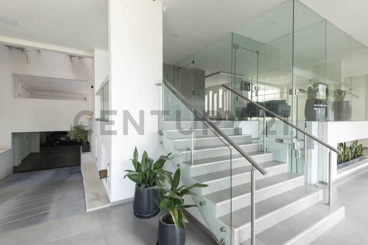 Foto de Departamentos de categoria en venta en La Plata, imagen 2