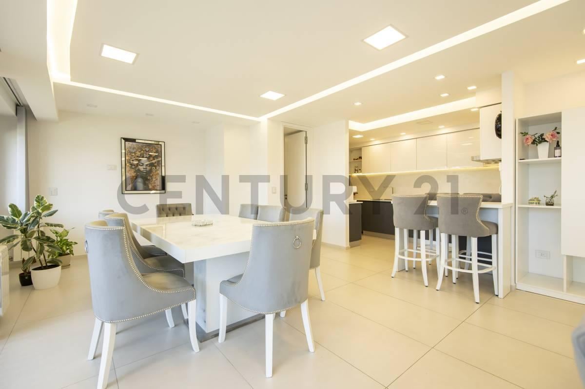 Foto de Departamentos de categoria en venta en La Plata, imagen 1