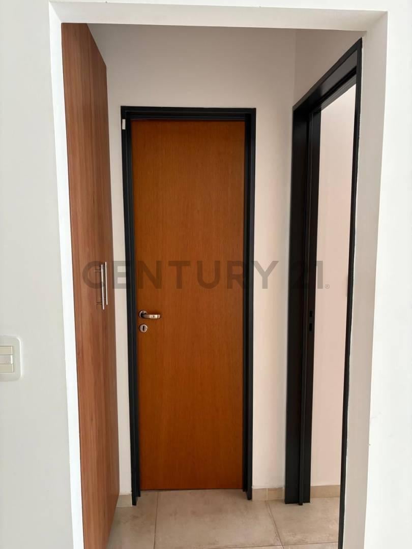 Foto de Departamento en alquiler en La Plata, imagen 2
