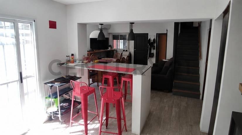 Foto de CASA EN VENTA EN LA PLATA 3 DORMITORIOS, imagen 2