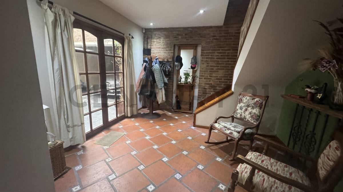 Foto de 56 entre 22 y 23 CASA 4 DORMITORIOS EN VENTA LA PLATA CON QUINCHO Y, imagen 4