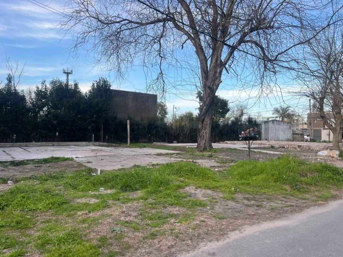 Foto de LOTE - TERRENO EN VENTA EN ESQUINA - 486 Y 11 - GONNET - 698M2, imagen 5