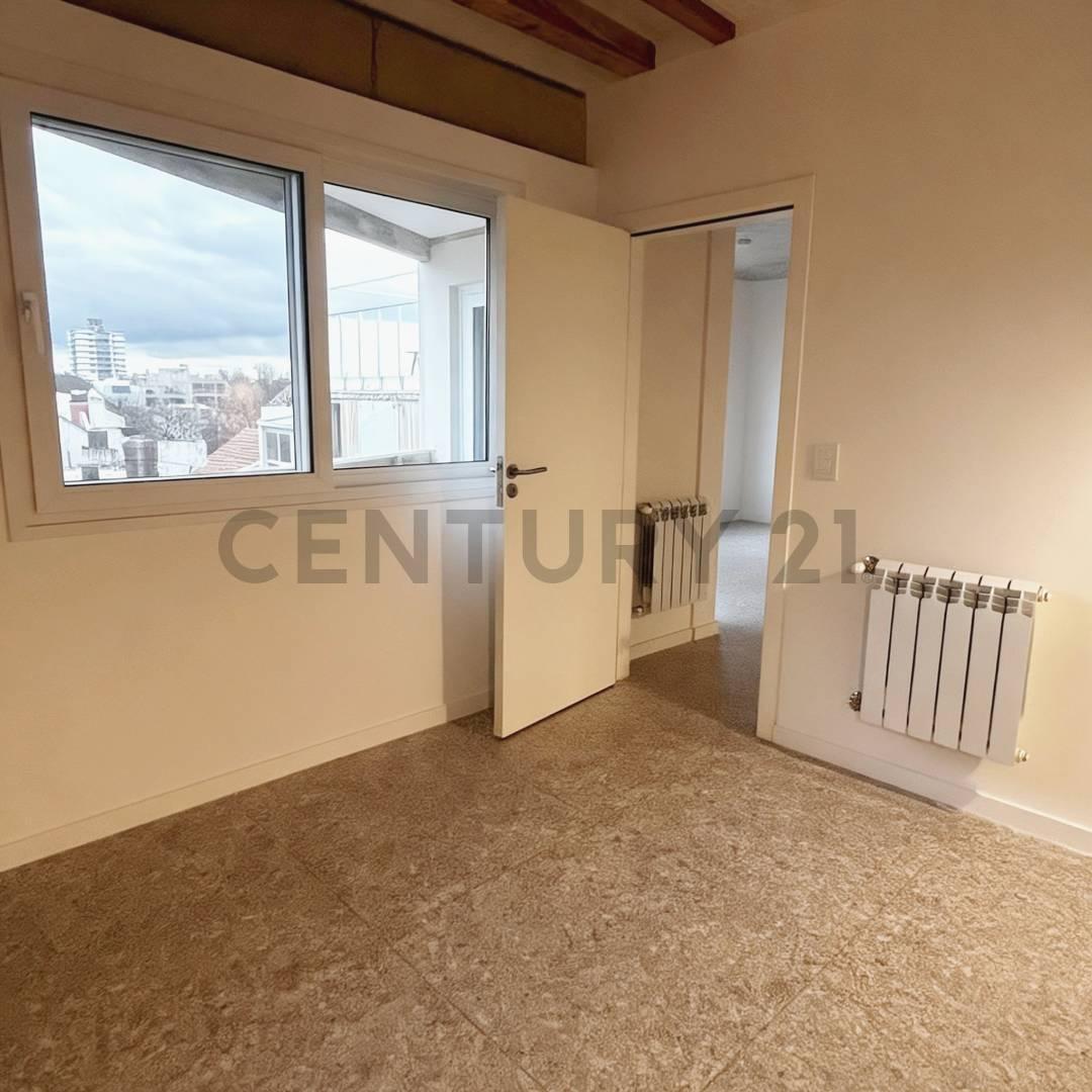 Foto de Departamento en venta en Capital federal de dos ambientes Coghlan, imagen 3