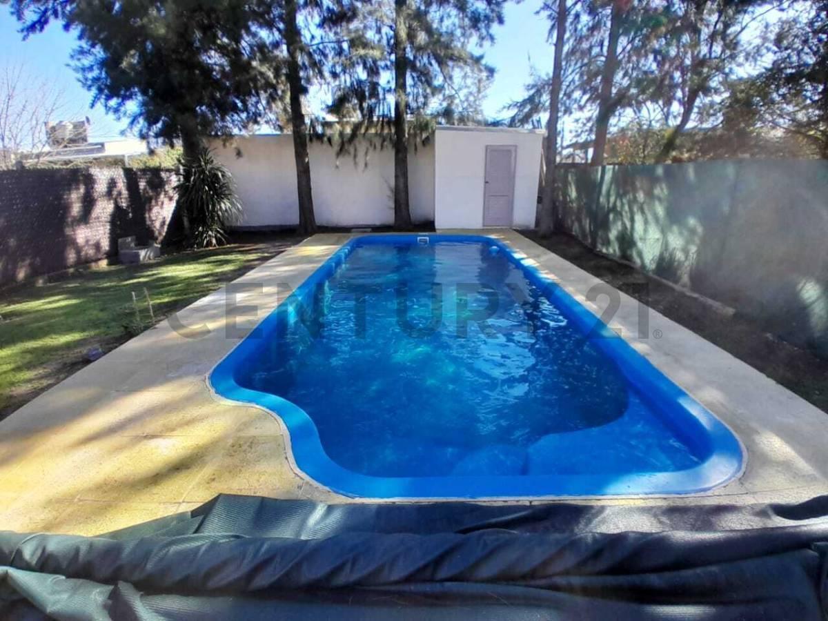 Foto de Casa en Venta en Villa Elisa Barrio "El Rincón", imagen 3