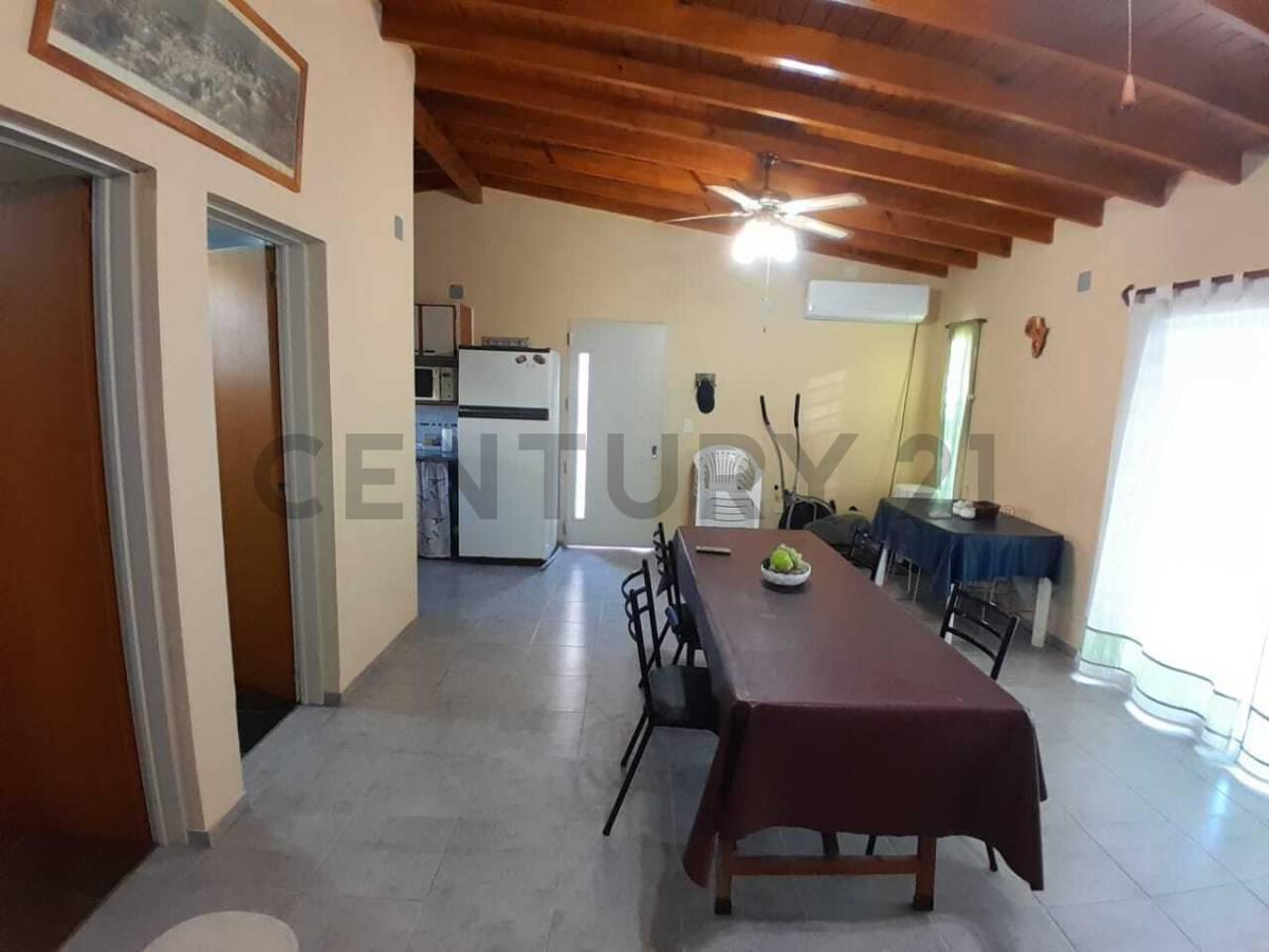 Foto de Casa en Venta en Villa Elisa Barrio "El Rincón", imagen 4