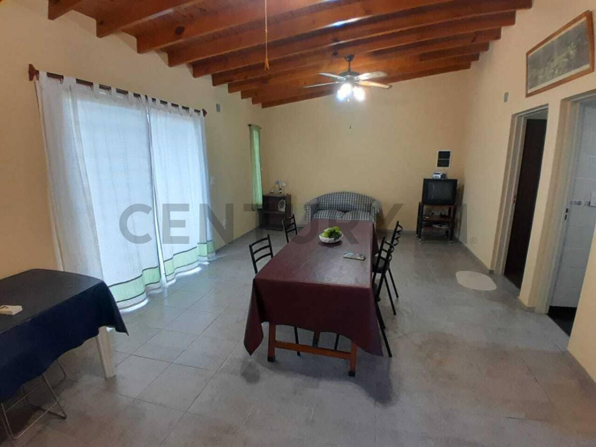 Foto de Casa en Venta en Villa Elisa Barrio "El Rincón", imagen 2