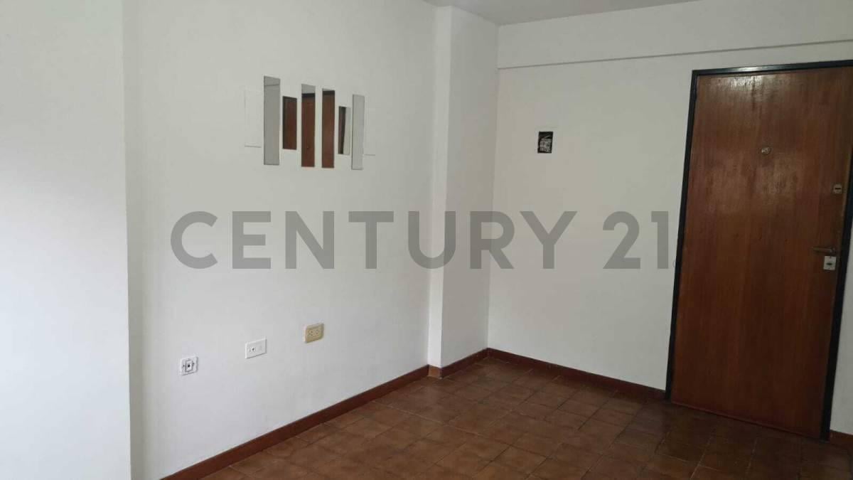 Foto de DEPARTAMENTO EN ALQUILER EN LA PLATA DE 1 DORMITORIO, imagen 3