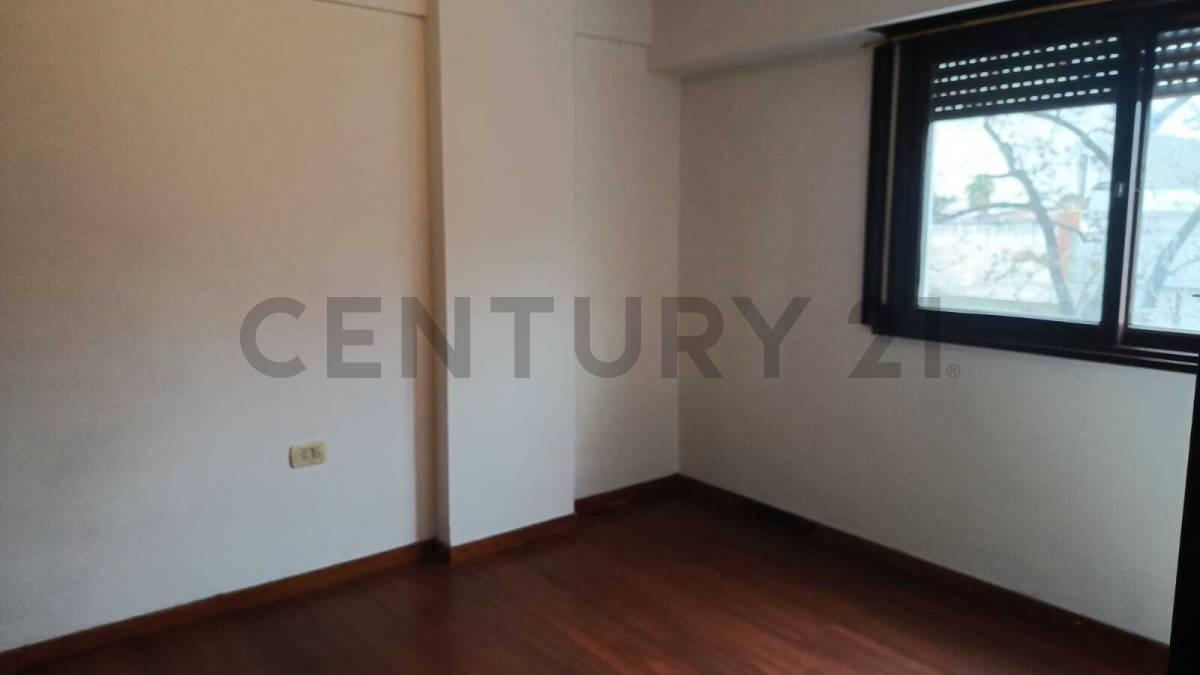 Foto de DEPARTAMENTO EN ALQUILER EN LA PLATA DE 1 DORMITORIO, imagen 1