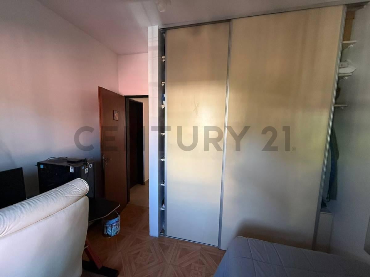 Foto de Casa en venta en Hudson con parque y pileta, imagen 4