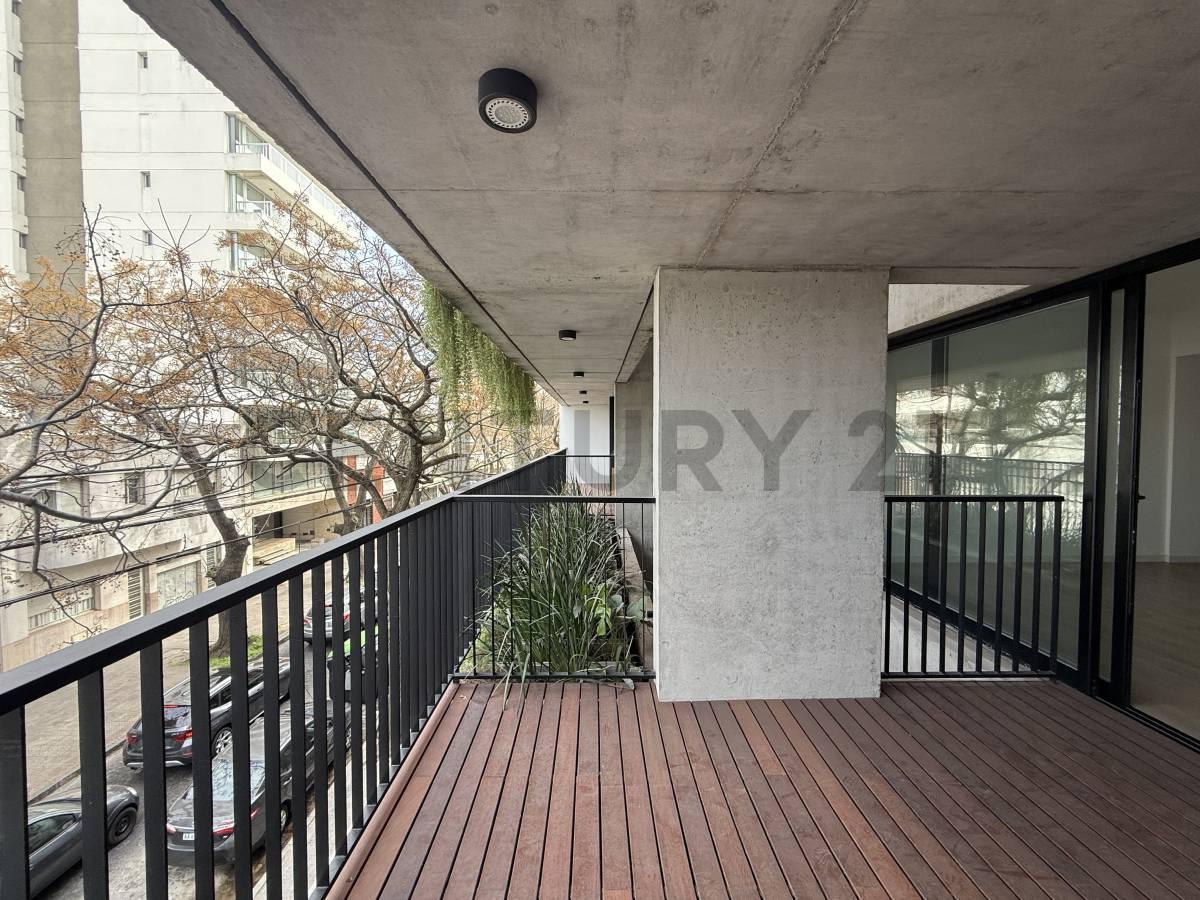 Foto de DEPARTAMENTO EN VENTA EN LA PLATA DE DOS DORMITORIOS CON COCHERA, imagen 1