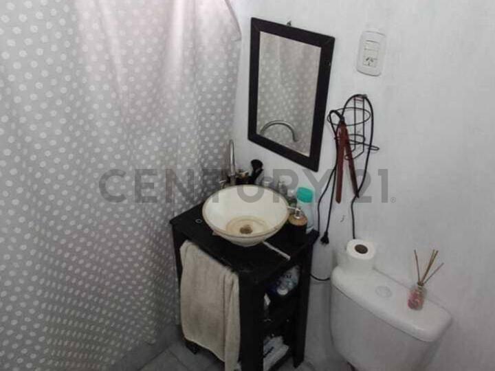 Foto de CALLE 7 E/ 80 Y 81 VENTA DE CASA EN BLOQUE, imagen 3