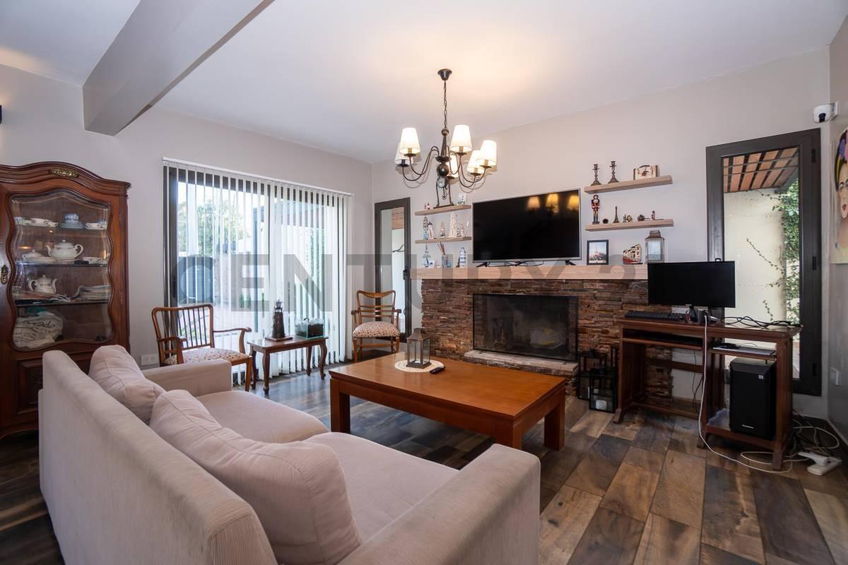 Foto de CASA EN VENTA EN GONNET, imagen 3