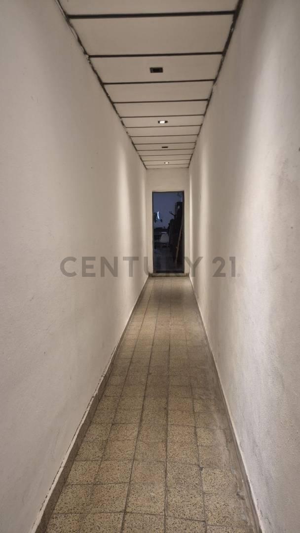 Foto de CALLE 14 E/ 55 Y 56. CASA A 200M DE PLAZA MORENO, imagen 5