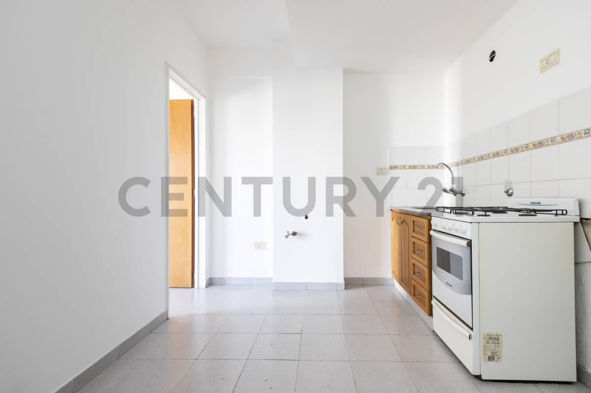 Foto de Departamento en venta en La Plata tipo monoambiente con balcon, imagen 5