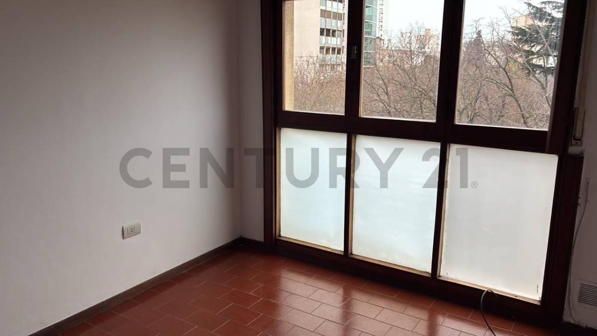 Foto de Departamento en alquiler en La Plata de 1 dormitorio, imagen 2