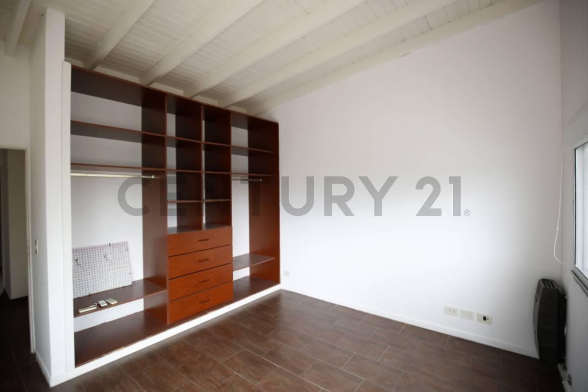 Foto de Dúplex en alquiler en City Bell de 3 dormitorios con parque, cochera y, imagen 5