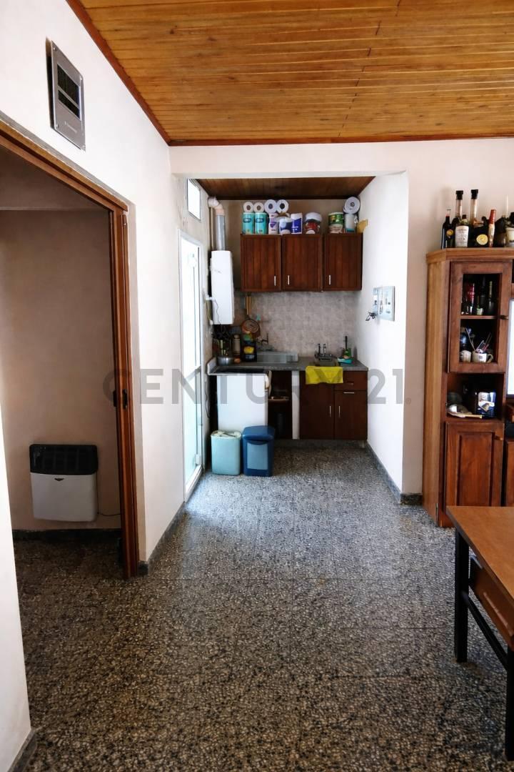 Foto de 17 e/ 38 y 39 Departamento en PH con patio propio, imagen 3