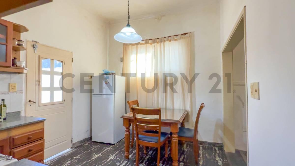 Foto de PH en venta de dos dormitorios en Ensenada, imagen 1