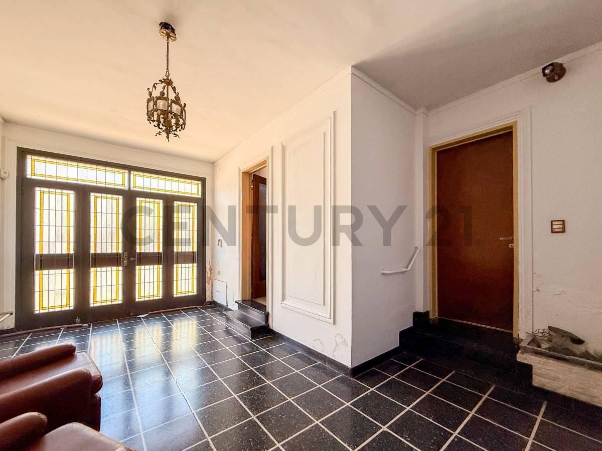Foto de Casa en venta en La Plata de 3 dormitorios, imagen 5