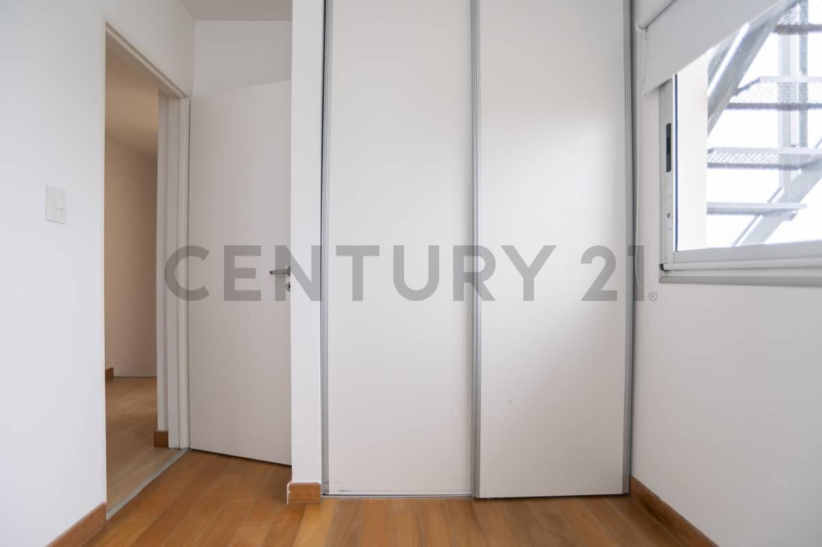 Foto de Departamento de dos dormitorios, terraza privada, cochera cubierta y, imagen 1