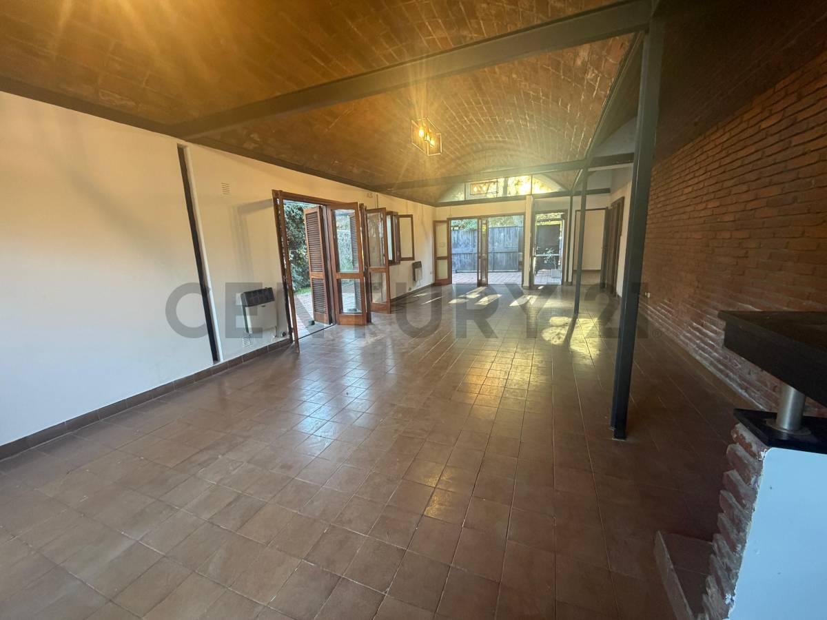 Foto de Casa en alquiler en Gonnet entre caminos, imagen 3