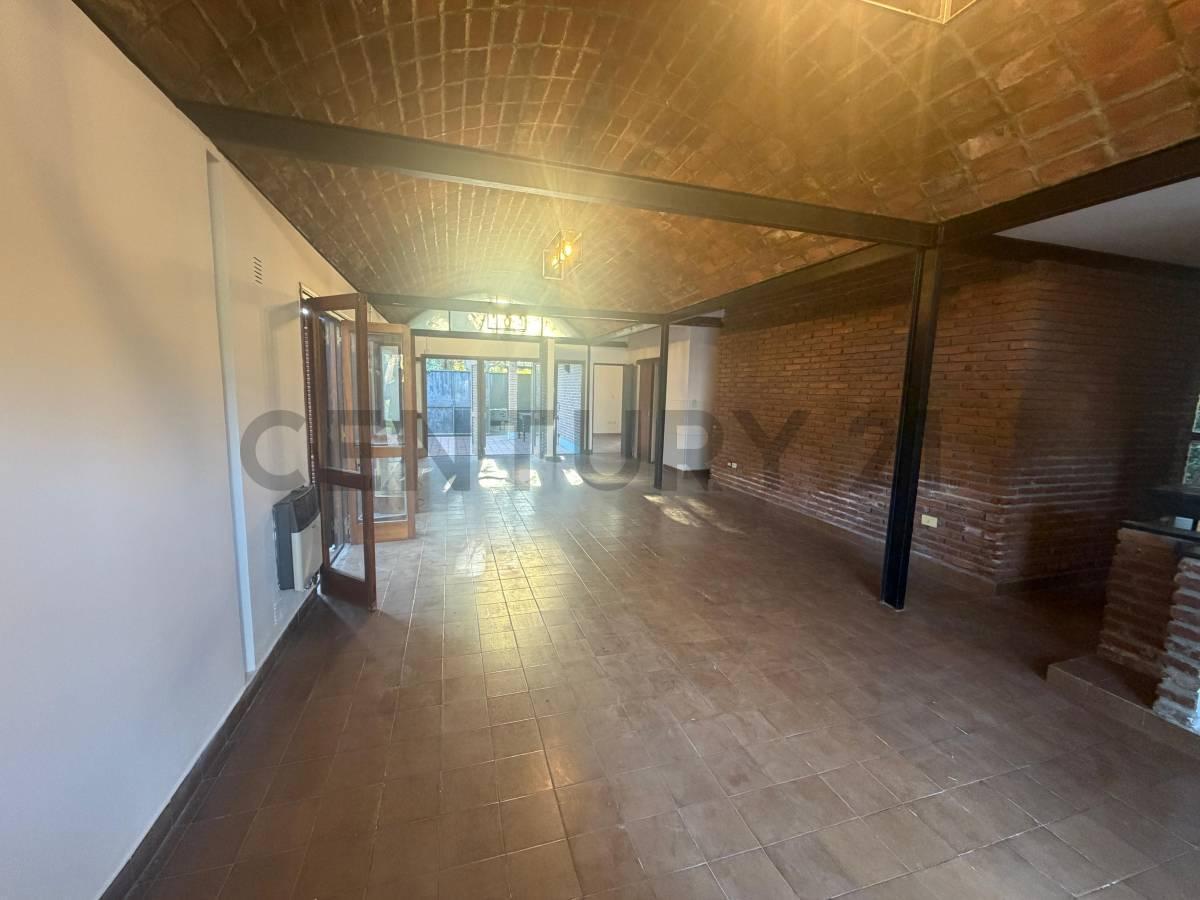 Foto de Casa en alquiler en Gonnet entre caminos, imagen 1