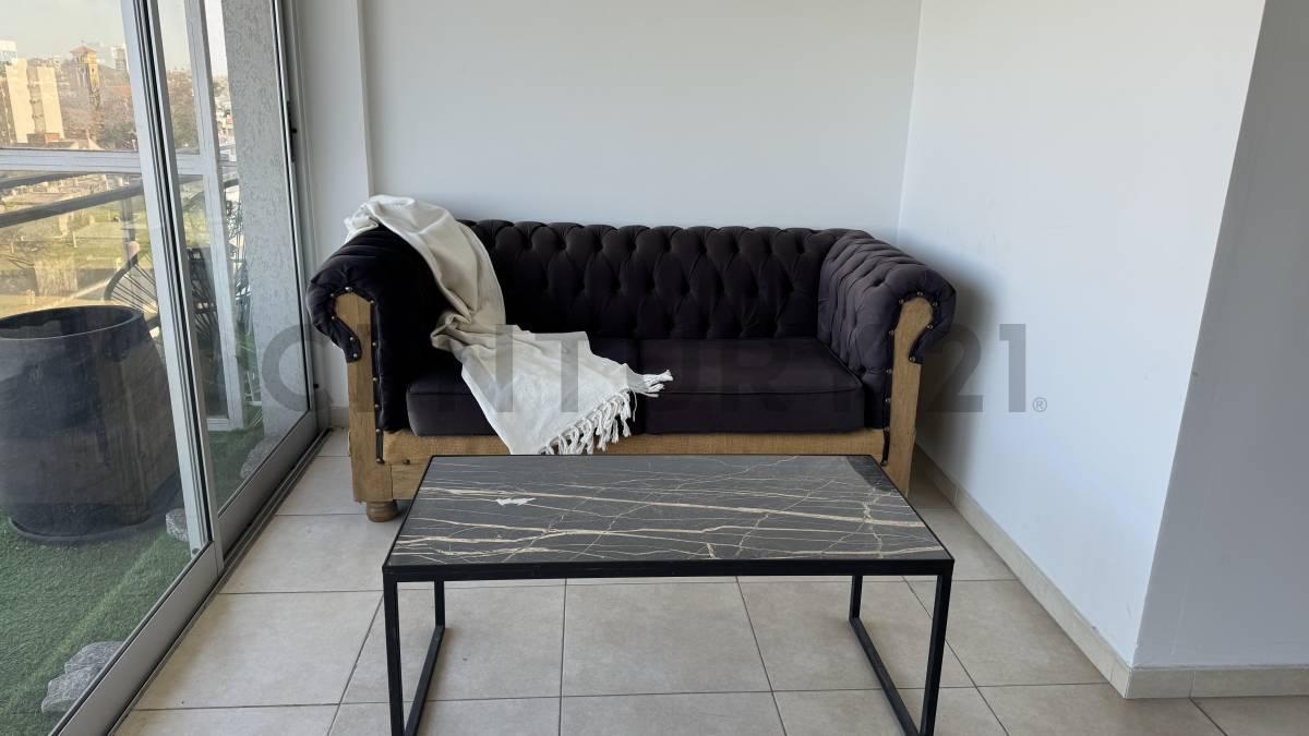 Foto de DEPARTAMENTO EN VENTA EN LA PLATA DE DOS DORMITORIOS CON COCHERA, imagen 3