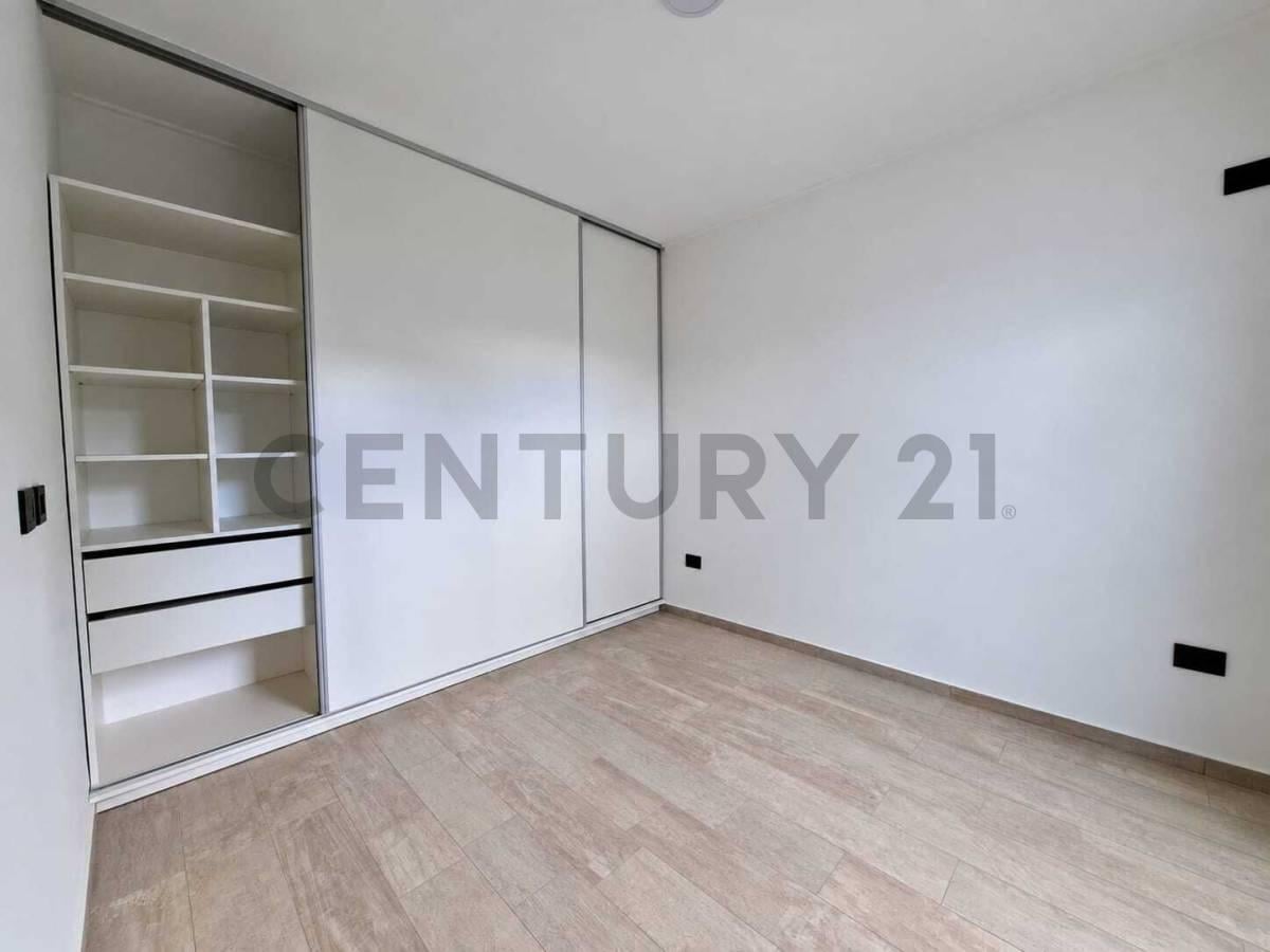 Foto de PH EN VENTA EN LA PLATA A ESTRENAR DE 2 DORMITORIOS CON PATIO Y PARRILLA, imagen 4