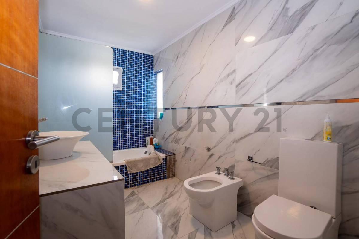 Foto de CASA EN ALQUILER EN SICARDI, imagen 3