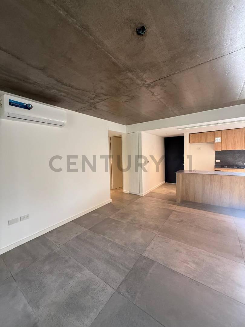 Foto de departamento en alquiler de un dormitorio con cochera City Bell, imagen 3