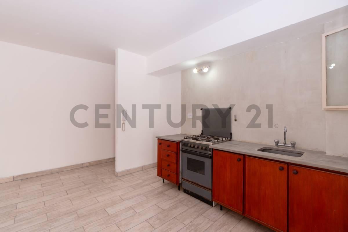 Foto de Departamento en venta 1 dormitorio y patio La Plata, imagen 4