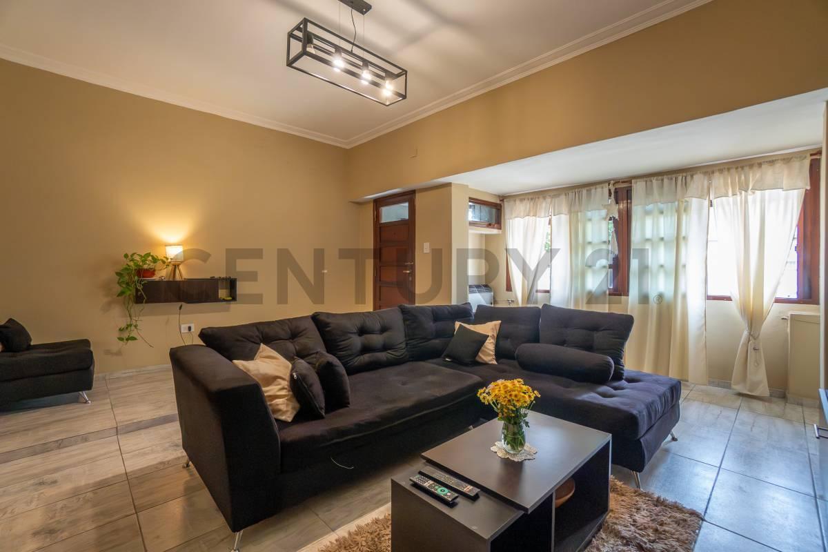 Foto de Casa en venta en La PLata,Tolosa reciclada a nuevo., imagen 1