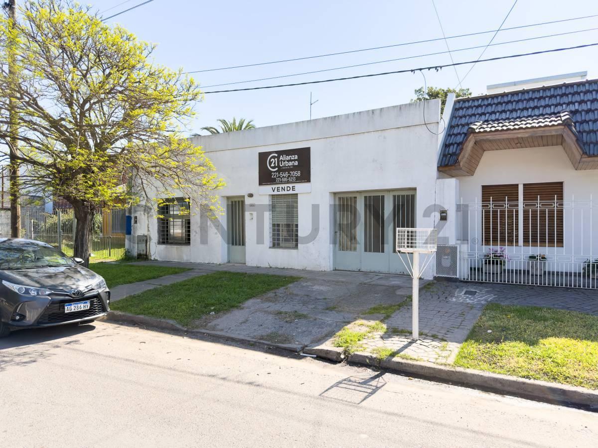 Foto de Casa en venta en Los Hornos con 3 dormitorios, imagen 4