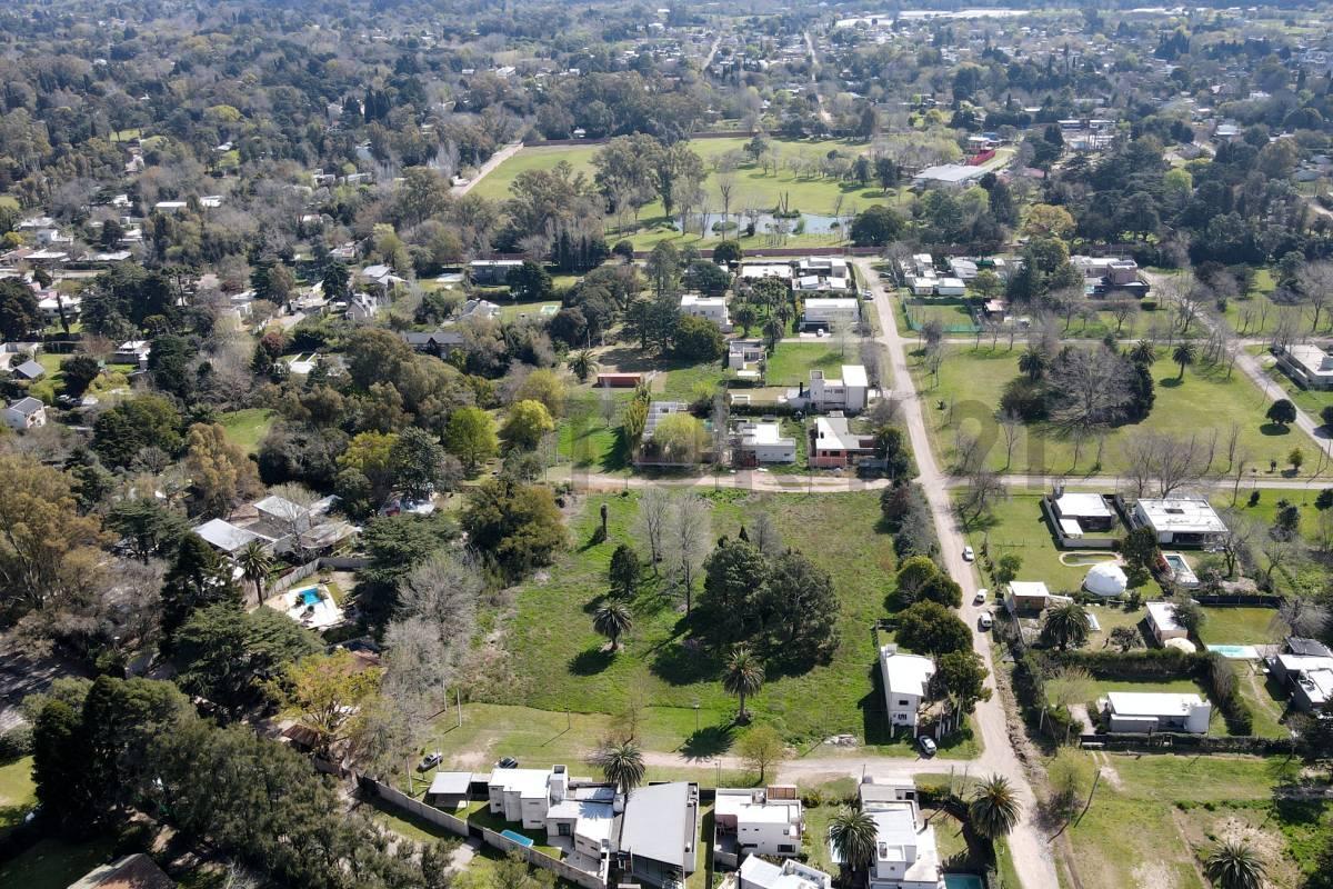 Foto de LOTE EN VENTA VILLA ELISA 330 m2 ZONA RESIDENCIAL 1 CUADRA DE 419 (EX, imagen 3