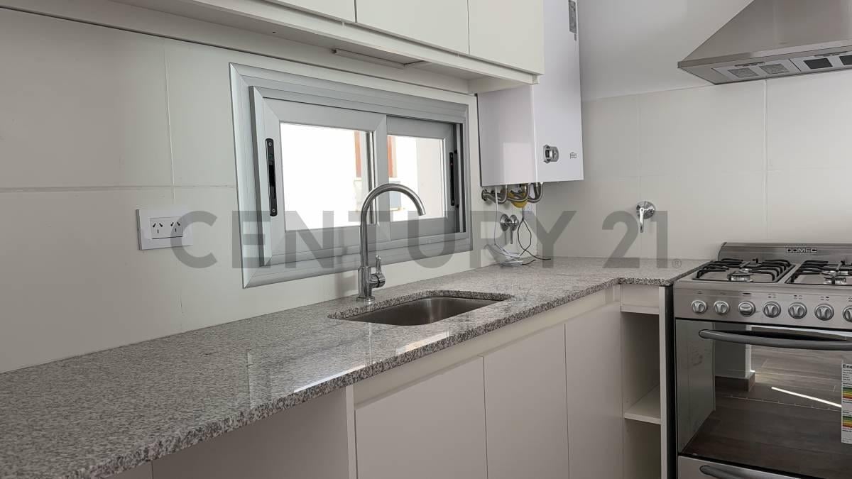 Foto de 12 e/ 43 y 44 Departamento a estrenar 1 dormitorio 65 mts - Plaza Paso, imagen 3
