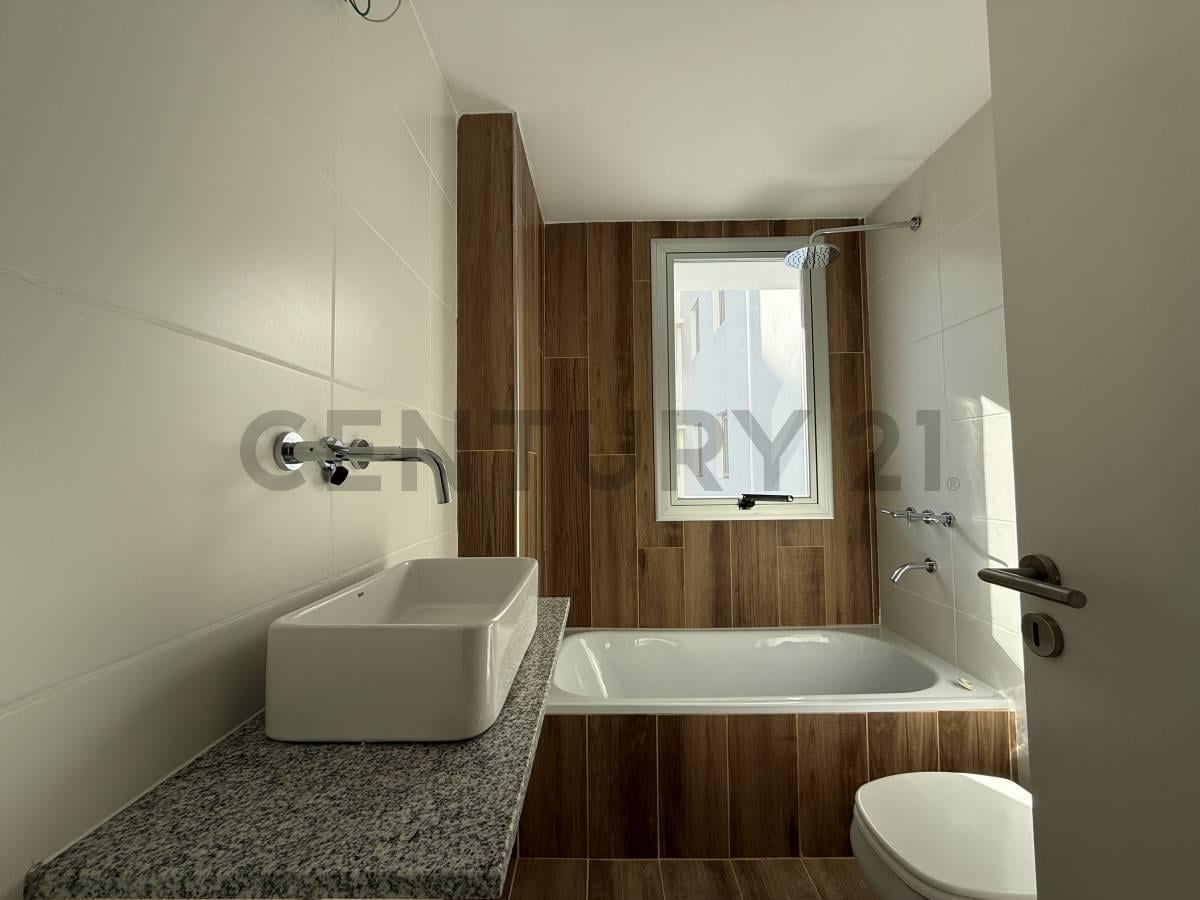 Foto de 12 e/ 43 y 44 Departamento a estrenar 1 dormitorio 65 mts - Plaza Paso, imagen 5