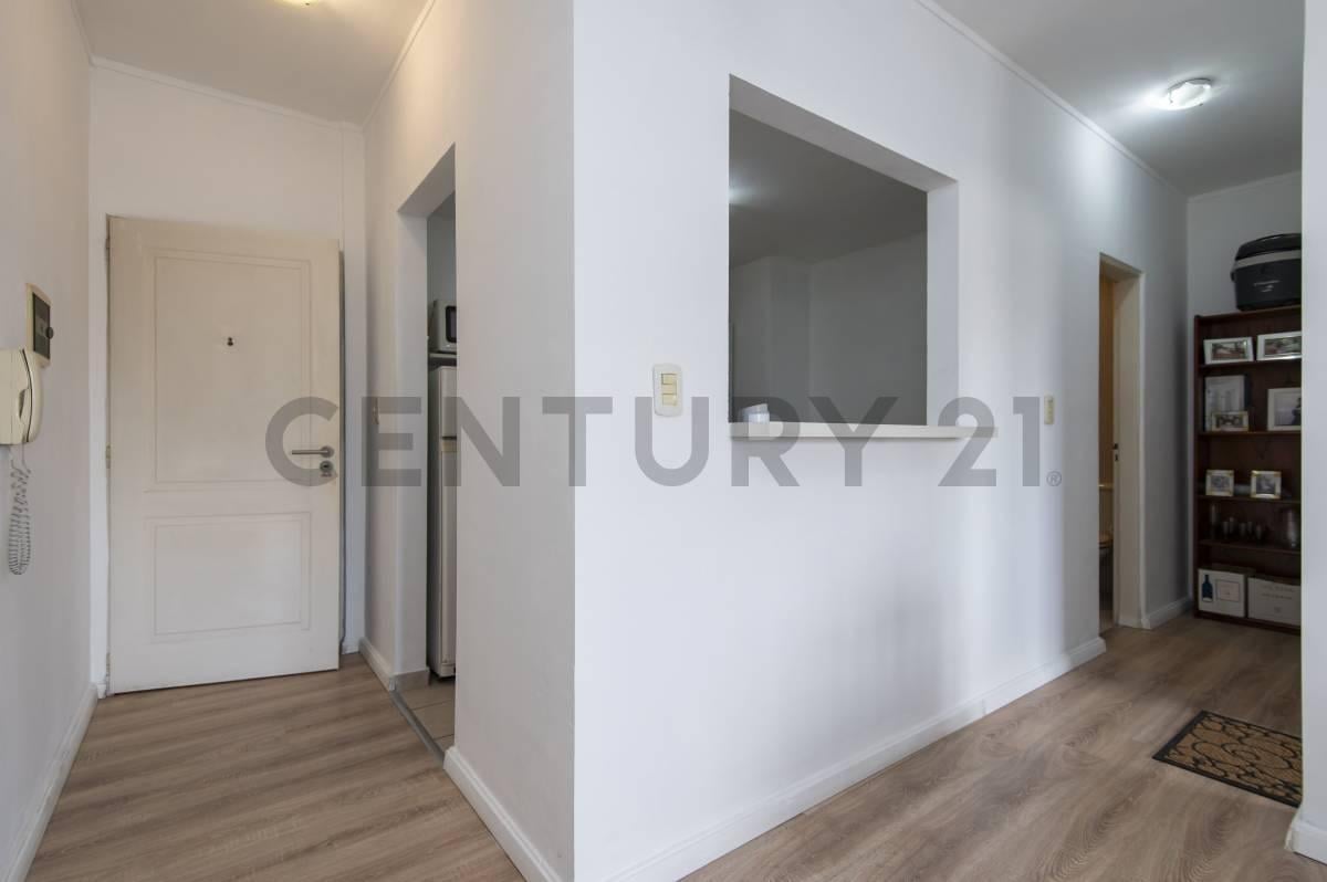 Foto de DEPARTAMENTO EN VENTA EN LA PLATA 1 DORMITORIO, imagen 3