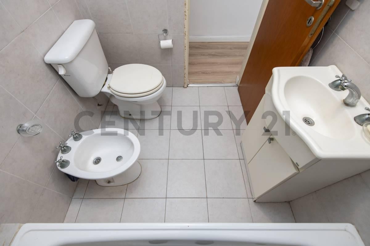 Foto de DEPARTAMENTO EN VENTA EN LA PLATA 1 DORMITORIO, imagen 2